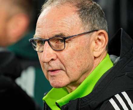 Martin O'Neill looks on from the Celtic dugout
