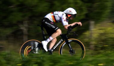 Schachmann inches closer to top ten