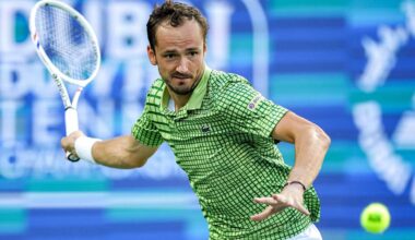 Daniil Medvedev dispatches Felix Auger-Aliassime, reaches Dubai final | ATP Tour