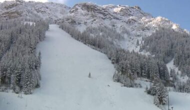 2 Skiers caught in avalanche, west of Calgary, 1 found ‘unresponsive’