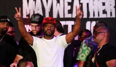 Floyd Mayweather Plans Fourth Return From Boxing Retirement