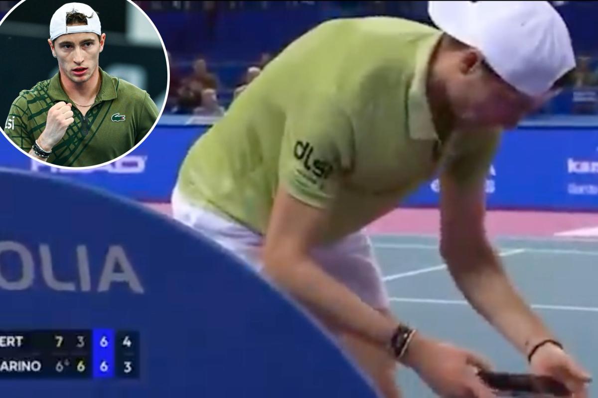 Speculation rampant after Ugo Humbert stops match to check phone