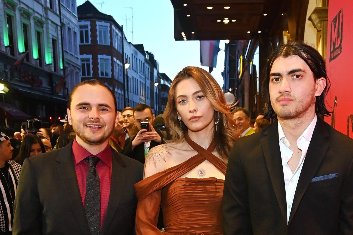 Jackson brothers scrambling to heal rift with Paris ahead of 'Michael' biopic premiere