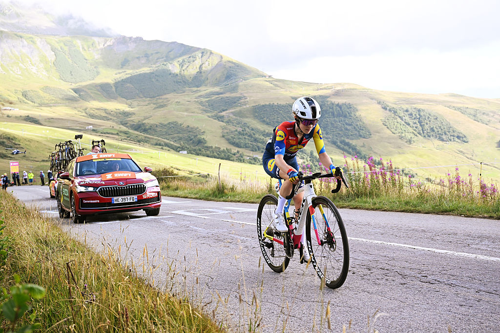 2025 Tour de France Femmes: Niamh Fisher-Black on stage 8