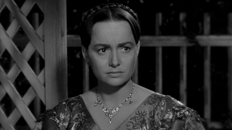 Olivia de Havilland as Catherine Sloper with tears in her eyes in The Heiress