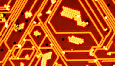 Scientists confirm one-dimensional electron behavior in phosphorus chains