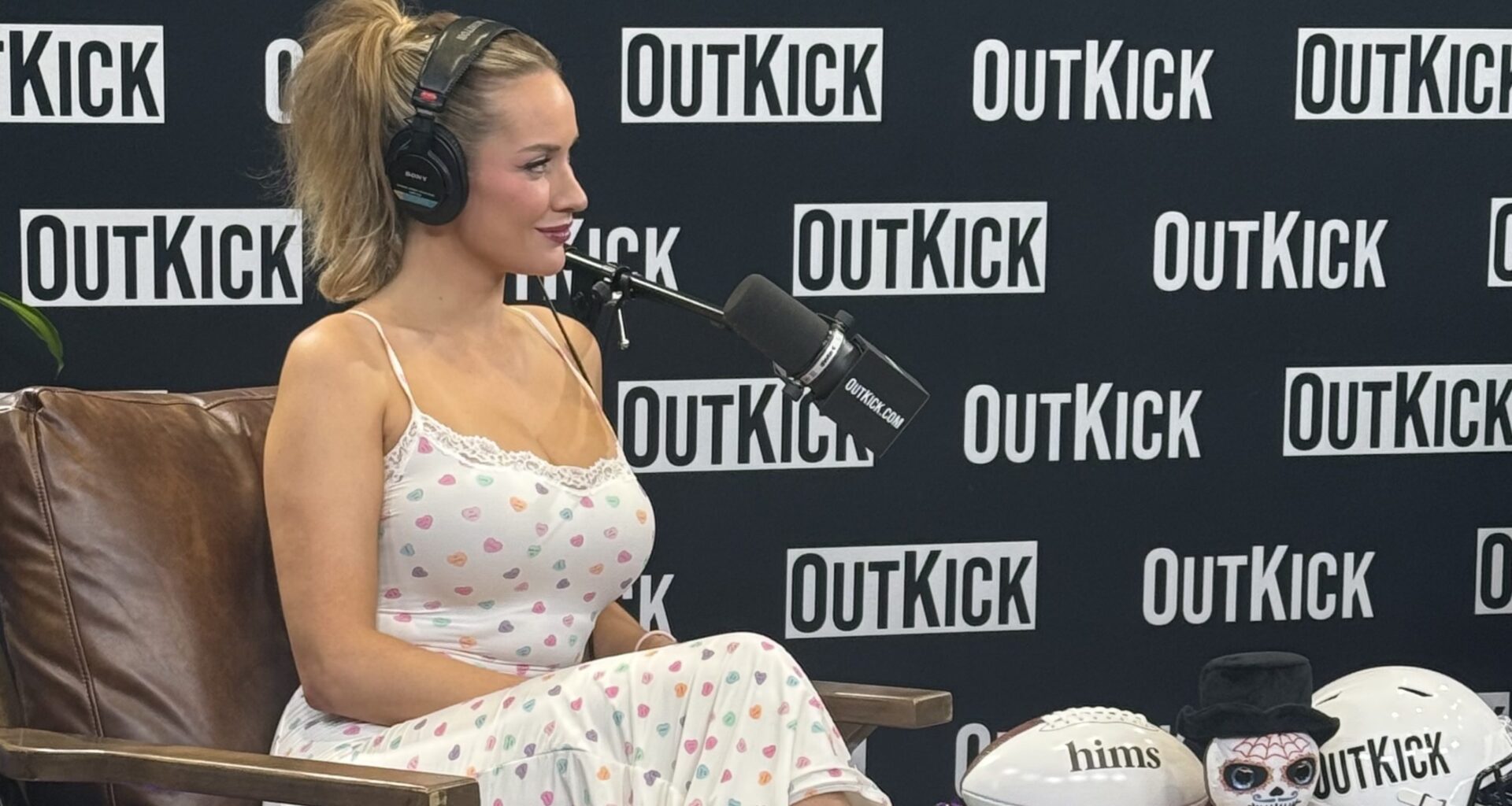 Paige Spiranac Sends A Clear Signal To Golf Influencers That She's Still On Top