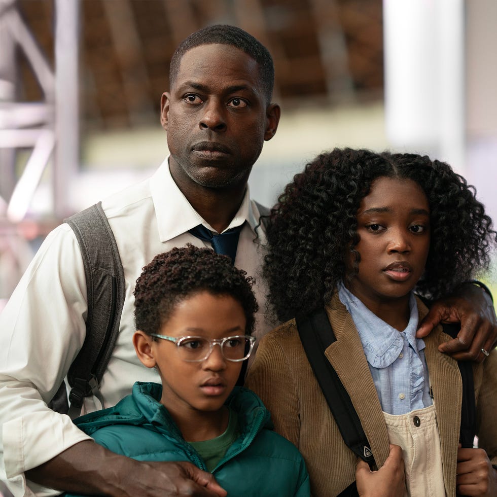 paradise “agent billy pace” the citizens of paradise celebrate at the annual carnival. xavier and billy delve deeper into their investigation. (disney/brian roedel)percy daggs iv, sterling k. brown, aliyah mastin