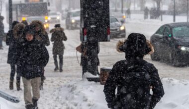 Montreal could get dumped with snow this weekend — or dodge the storm completely