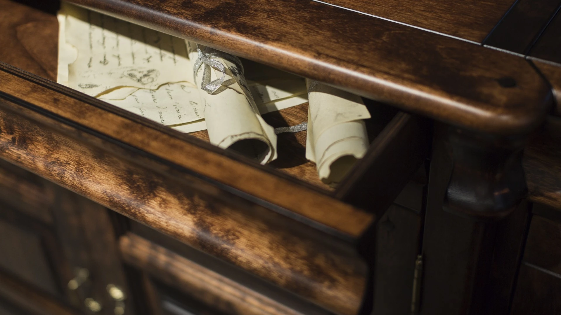 people who keep pictures actual photo albums have boxes handwritten letters