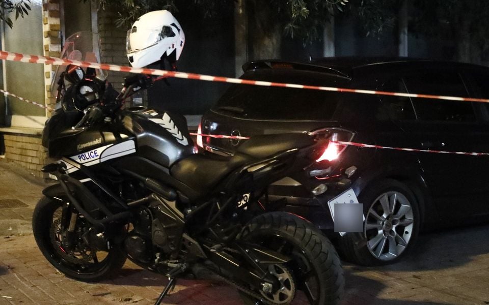 Two men stabbed in Athens, apparently by soccer hooligans