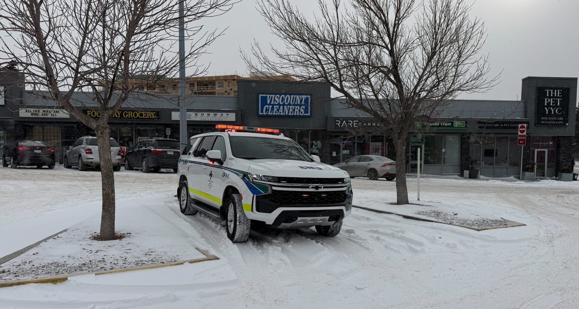Stabbing sends one person to hospital in SW Calgary
