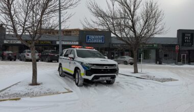 Stabbing sends one person to hospital in SW Calgary