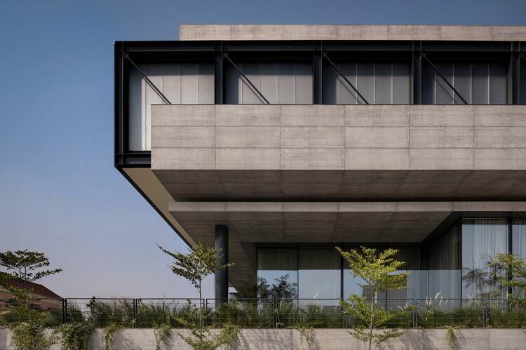 Residence T20 / Minimalist Architecture & Design Studio - Exterior Photography, Concrete