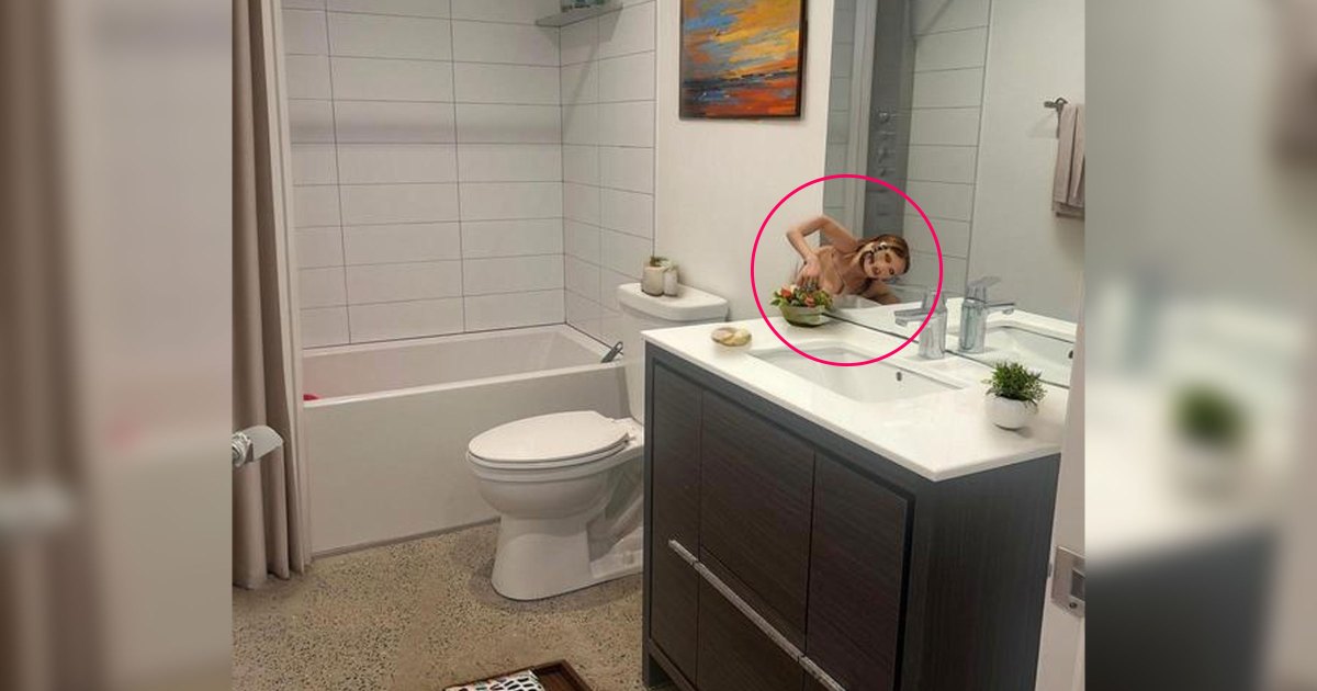 Realtor Uses AI, Accidentally Posts Photo of Rental Property With Demonic Figure Emerging From Mirror