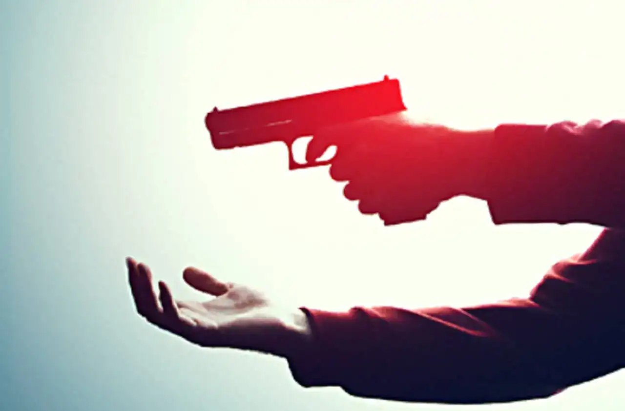 51 robberies, 15 with guns reported last month in Mississauga and Brampton