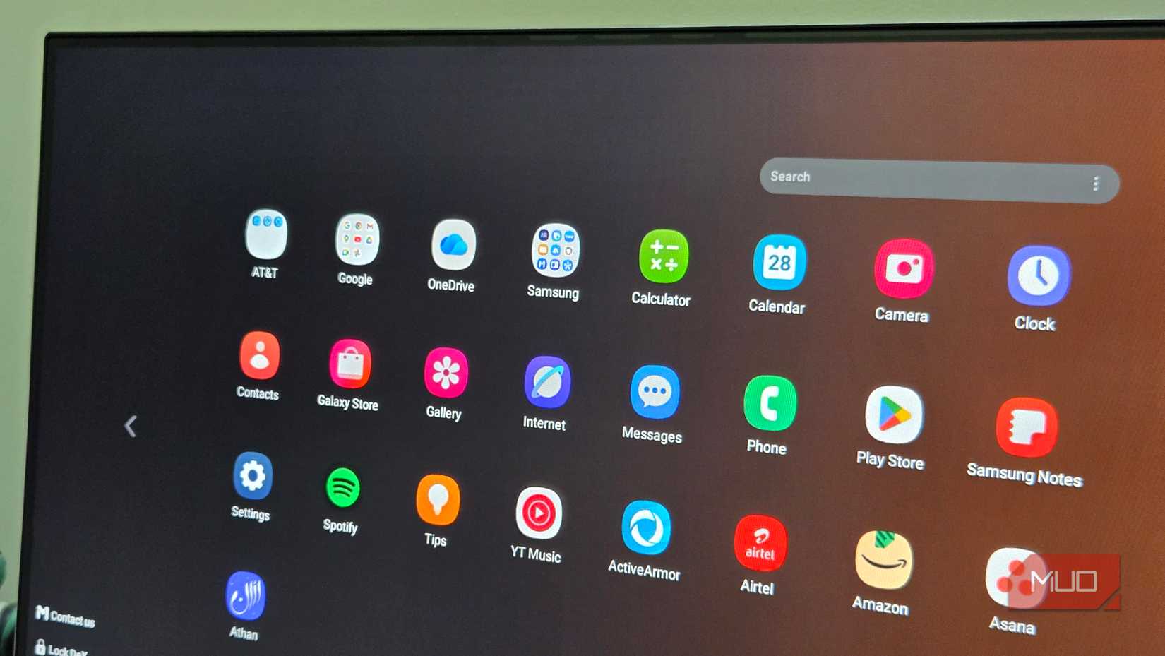 Samsung Dex Home screen on a BENQ monitor