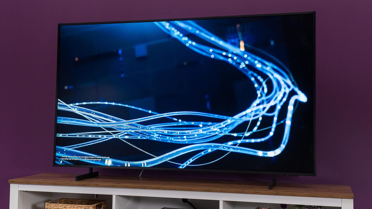 samsung-frame-pro-tv-2025-04