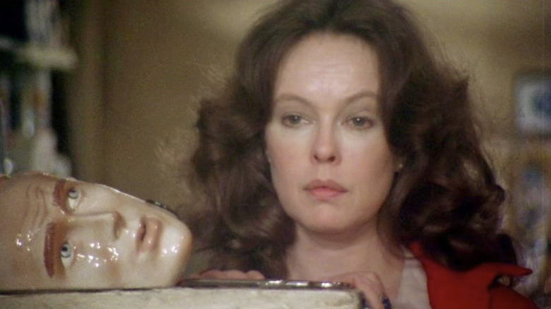 Sandy Dennis as Mona looking angry next to a poporcelain face in Come Back to the Five and Dime, Jimmy Dean, Jimmy Dean