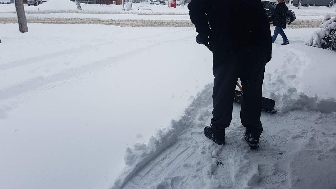 Flurries linger across the region, colder air returns Friday