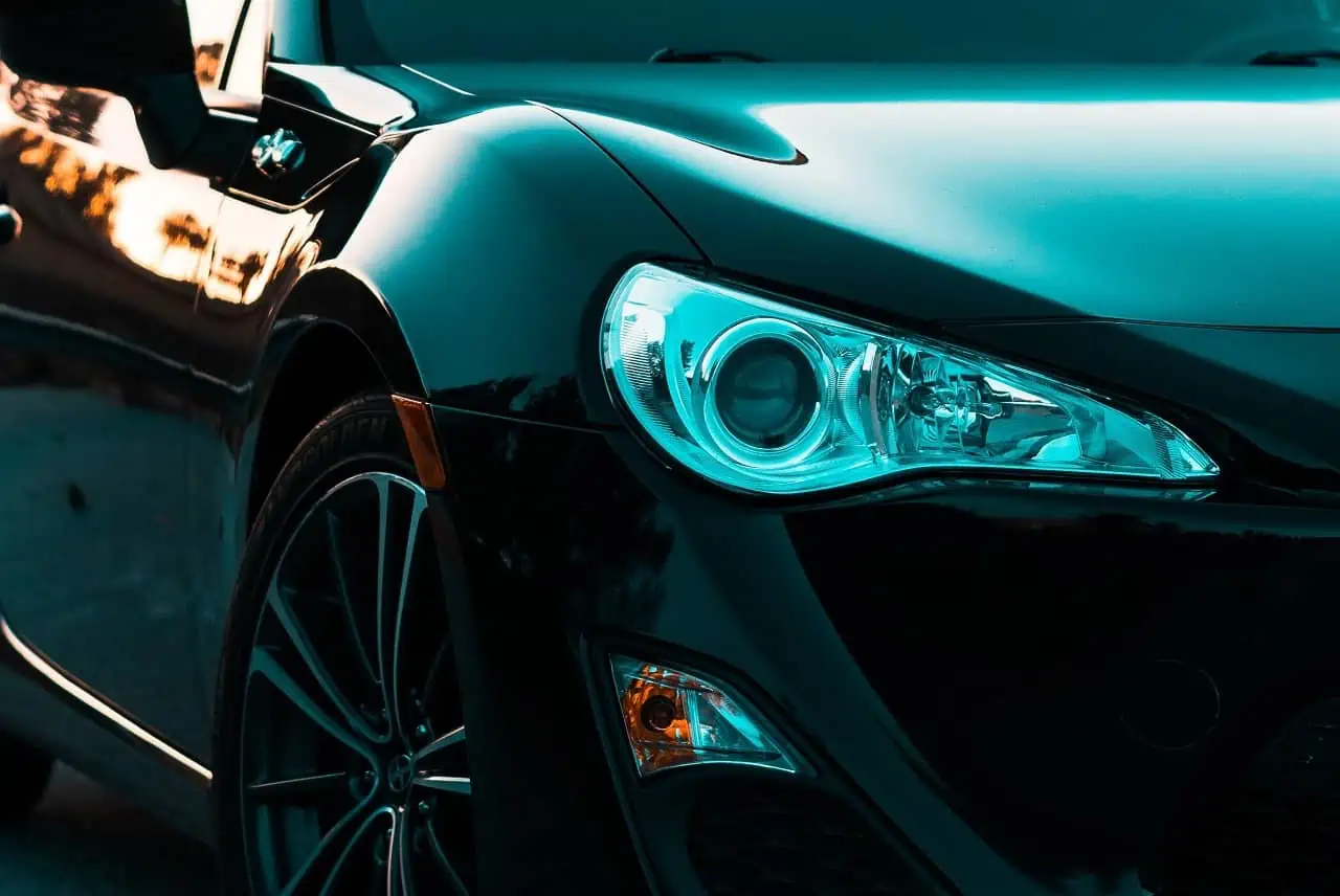 19,000 car doors can open while driving in Canada