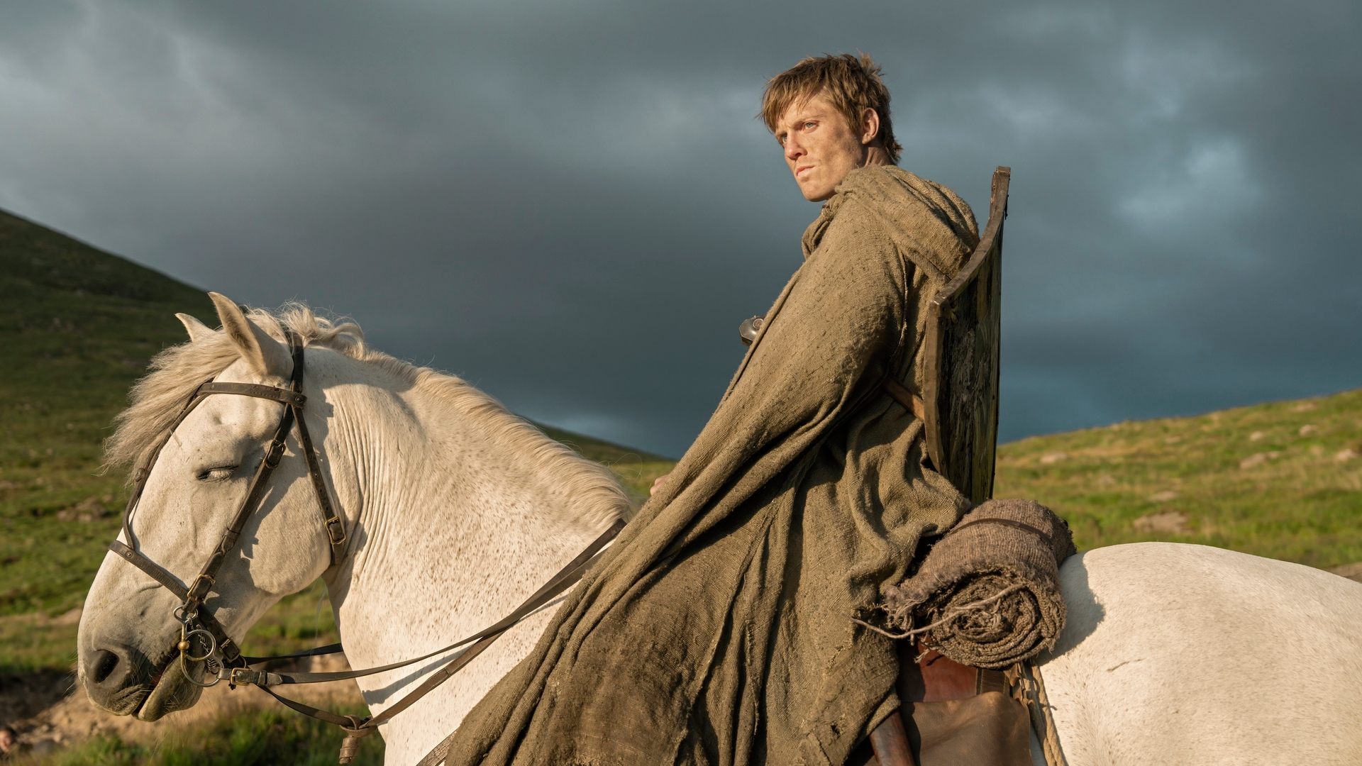 Dunk (Peter Claffey) riding a horse in a scene from "A Knight of the Seven Kingdoms"