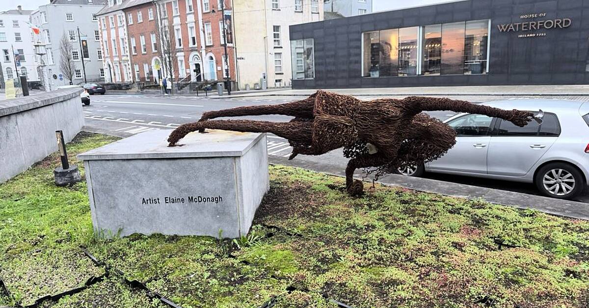 Theatre Royal sculpture in Waterford Potentially Vandalised |