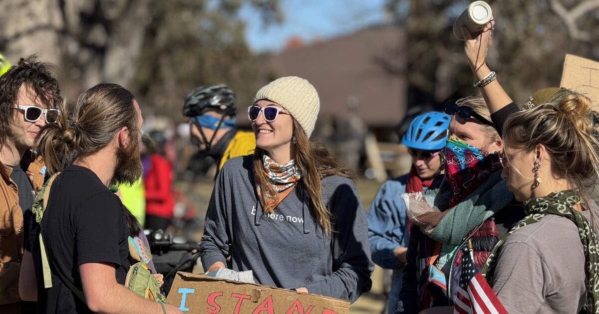Boulder cyclists demand justice during unity ride in honor of Alex Pretti