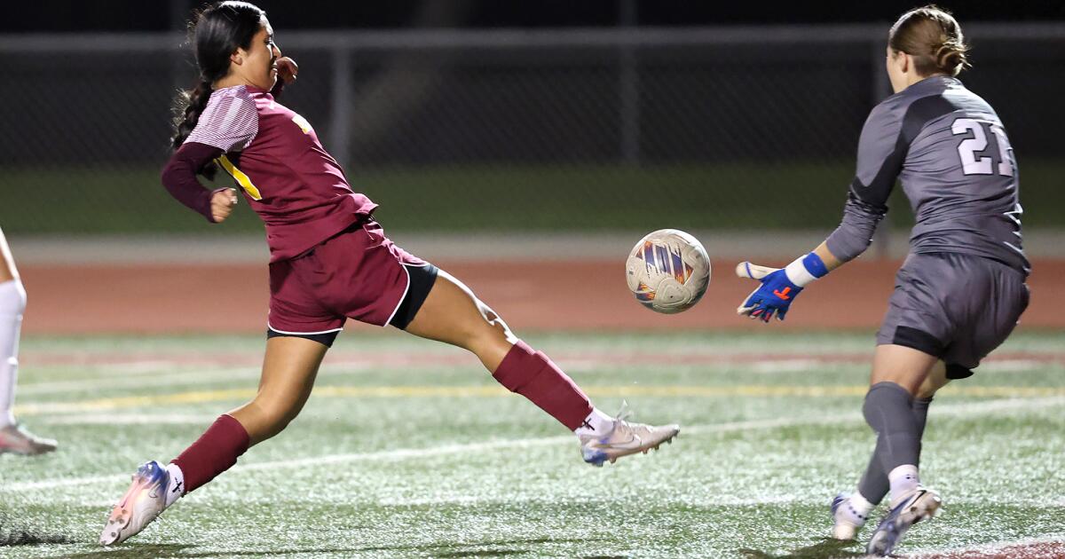 Estancia girls' soccer falls in penalty kicks in CIF opener