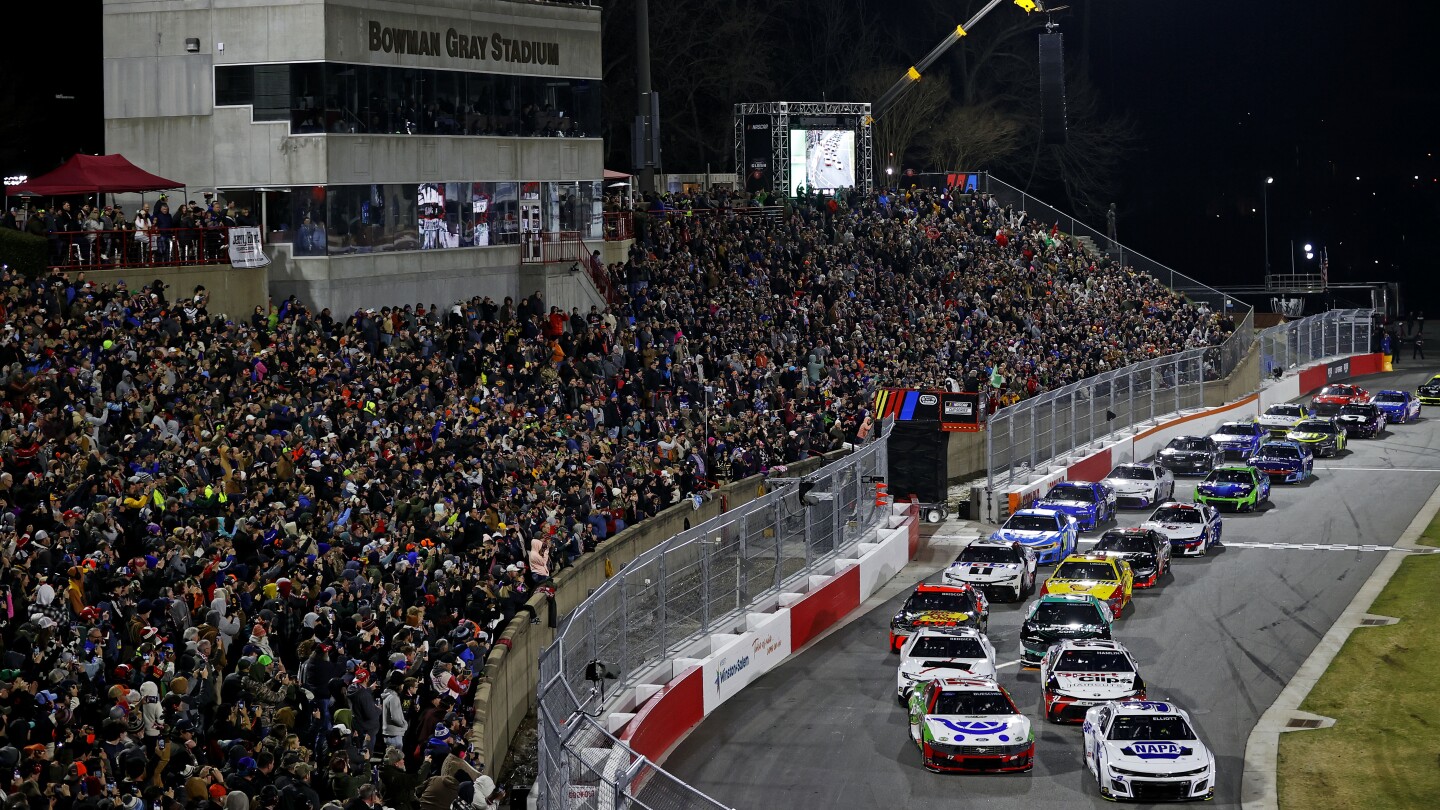 UPDATED: Weather forecast, schedule, TV info for NASCAR Clash at Bowman Gray Stadium