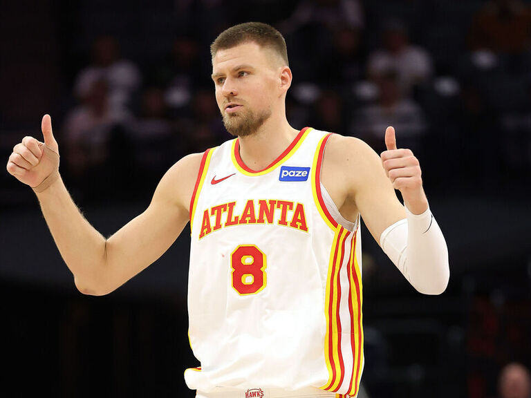 Report: Warriors trade Kuminga, Hield to Hawks for Porzingis