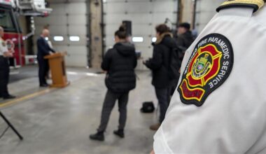 Winnipeg adds new ladder truck as fire officials push for more staffing