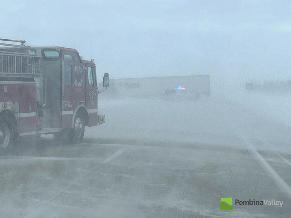 Driving conditions worsen as wind gusts pick up - PembinaValleyOnline.com