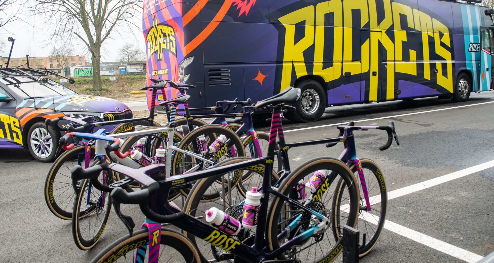'Pick them up to bring them on board' - Shadowing SRAM race technicians as they support pro team mechanics at Opening Weekend
