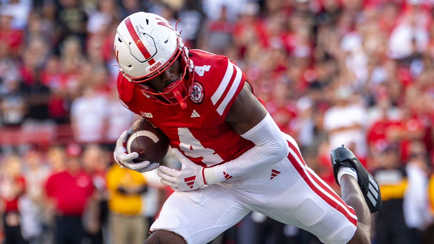 Former Husker Receiver Signs with Canadian Football League