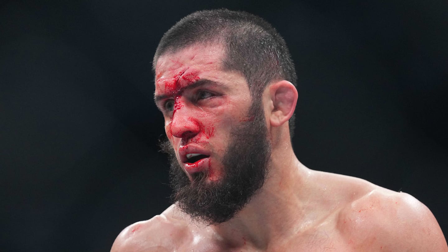 UFC Star Questions Islam Makhachev's Pound-for-Pound Spot During Delay to Next Fight