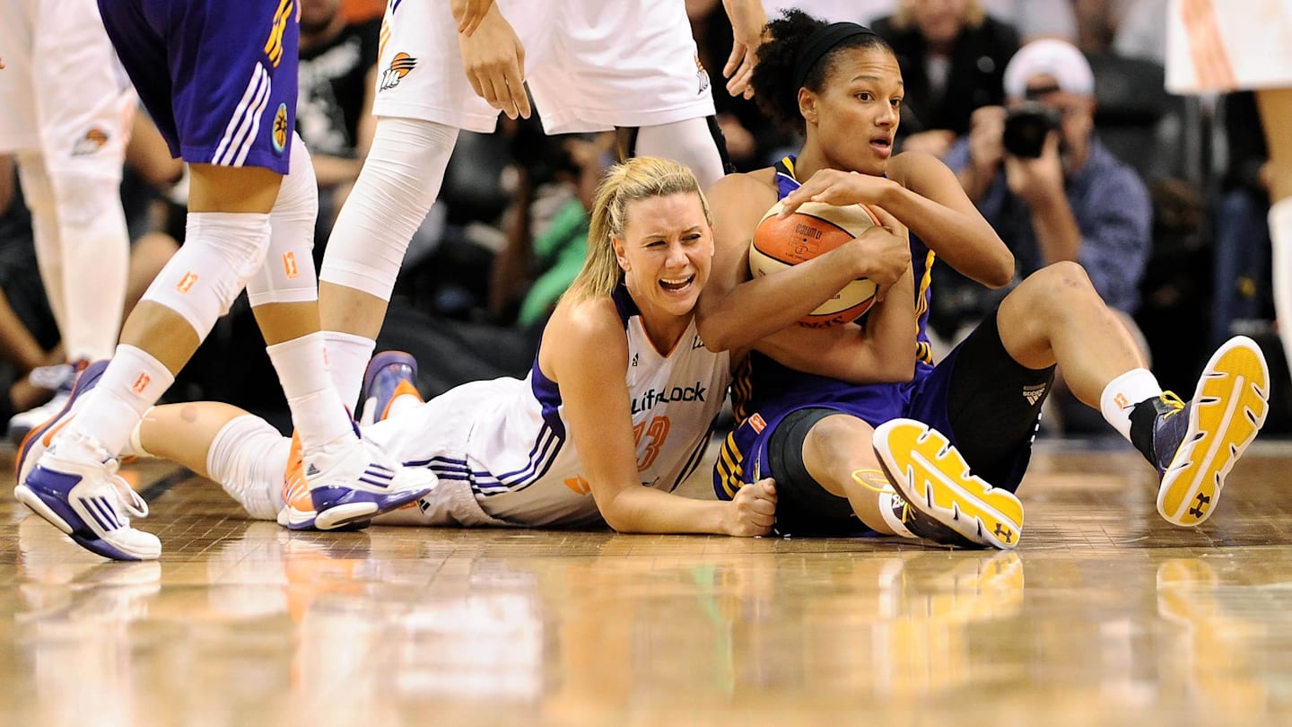 Penny Taylor Comes To Phoenix, Makes A Tremendous Impact