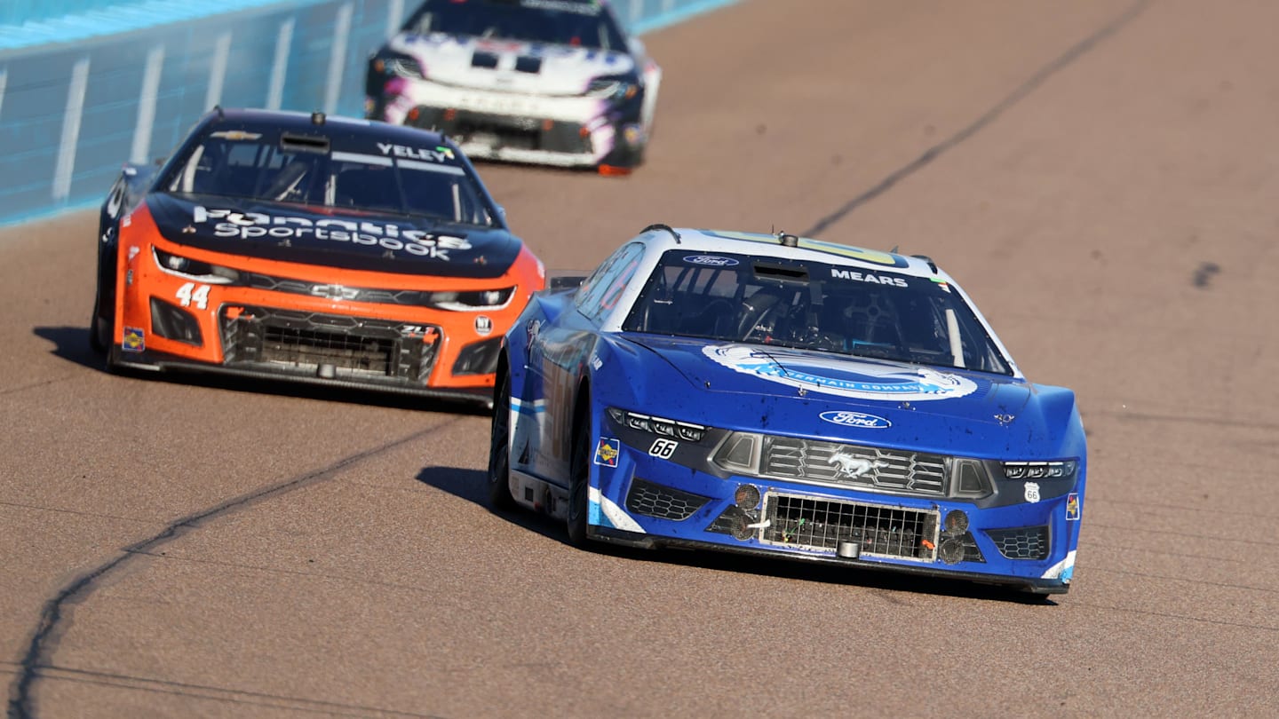 Casey Mears, Garage 66, NASCAR