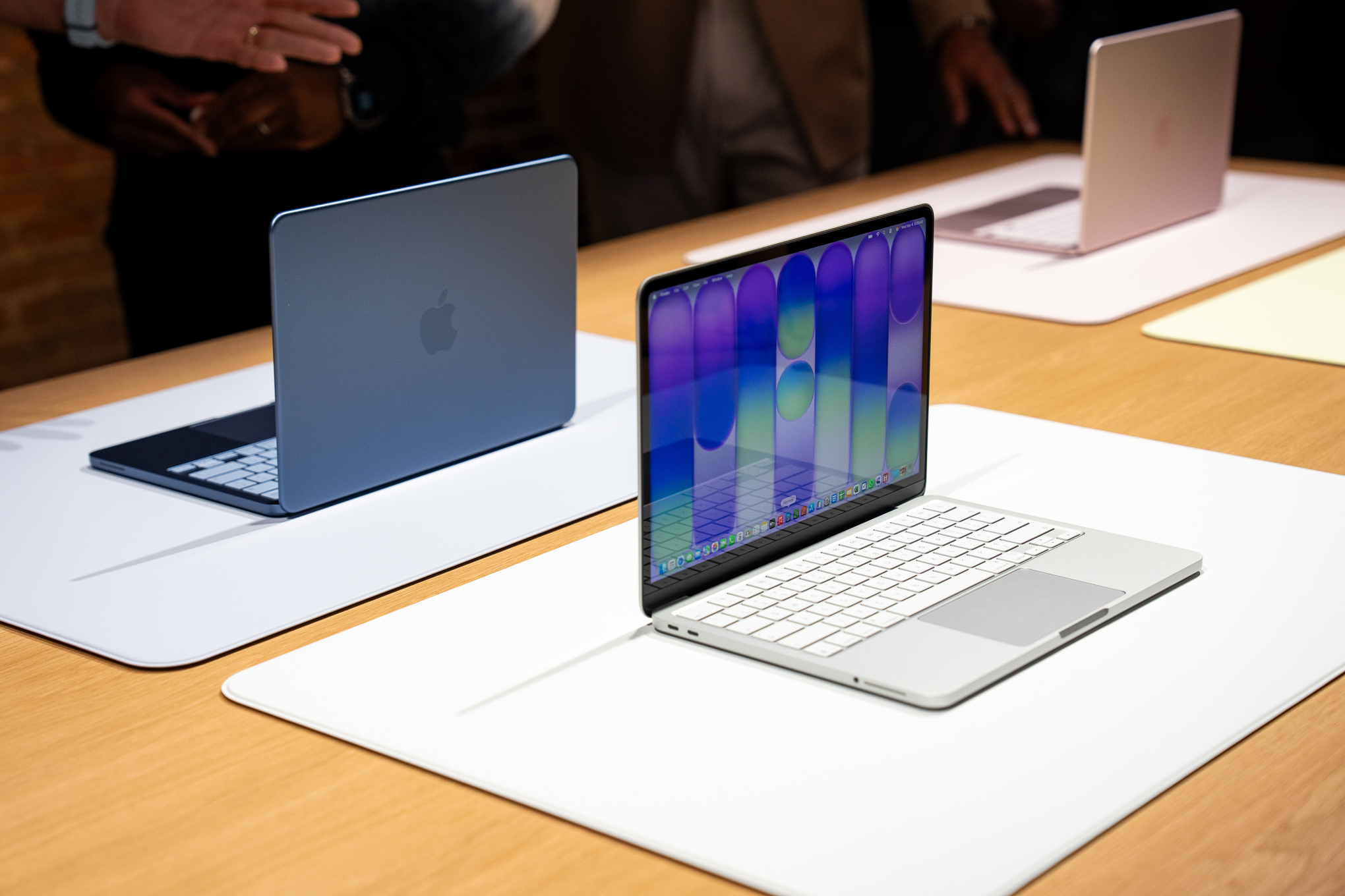 Your average Apple Store-goer will have an easy time demoing and shopping for this $600 laptop — one of Apple’s strengths compared to buying a Windows laptop online or at Best Buy.