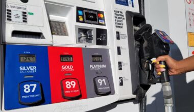 Manitobans react to spike in gas prices