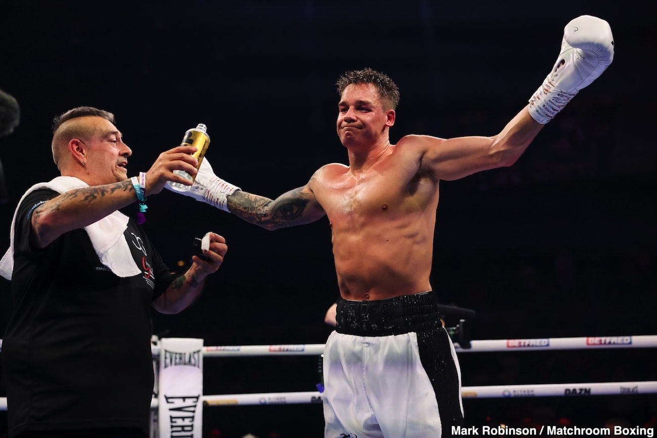 Image: Emmanuel Buttigieg Stops Jake Goodwin Late, Wins Middleweight Eliminator