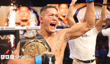 Costello van Steenis celebrates beating Johnny Eblen in July