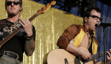 Weezer in Vancouver: What to know about the concert