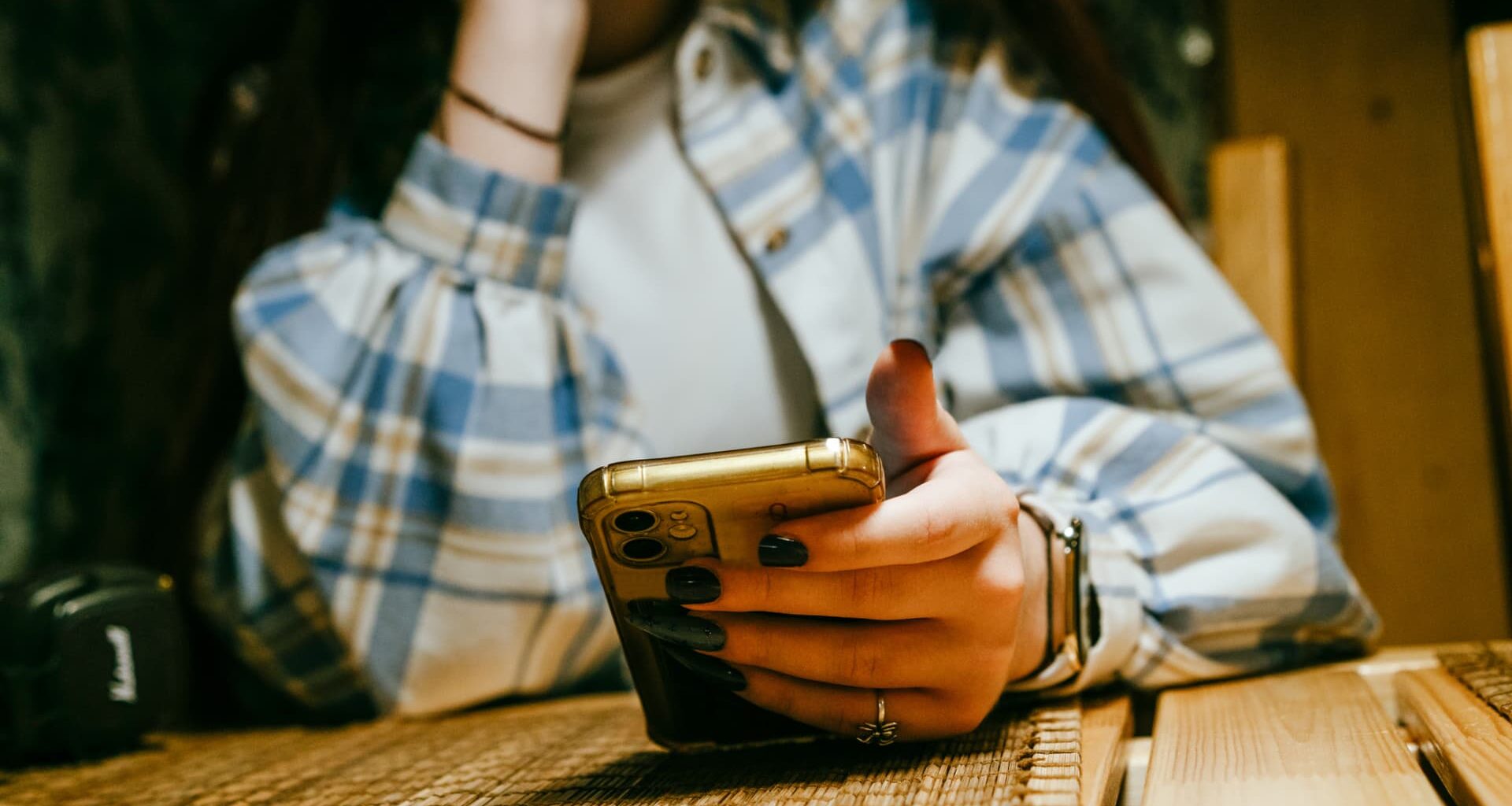 When you should—and shouldn't—use ChatGPT as a therapist, from experts