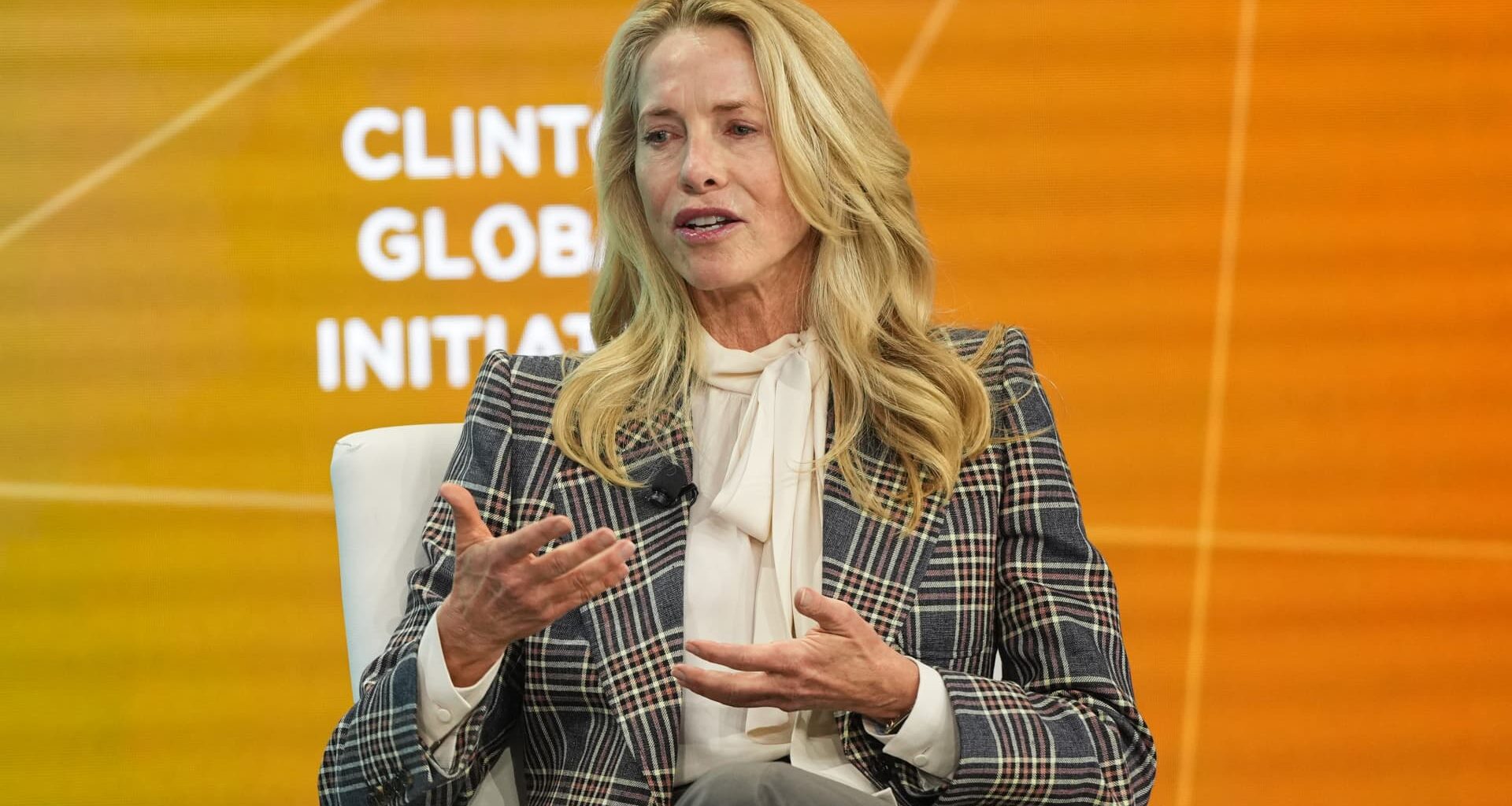 Family offices double down on AI as startup fundraising hits record