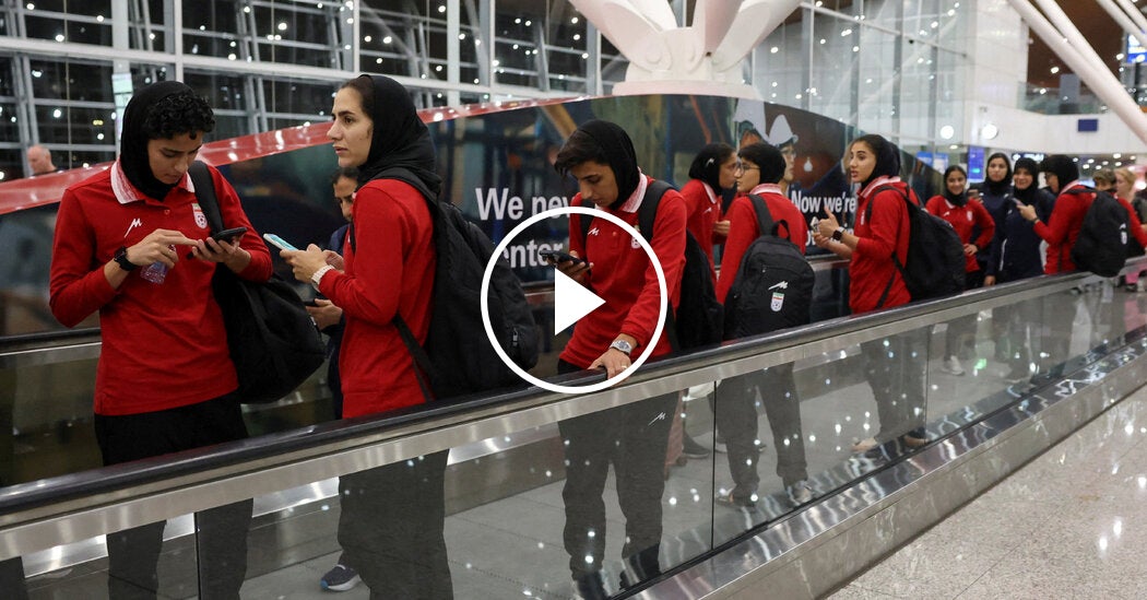 Iranian Soccer Squad Member Changes Mind on Asylum Offer