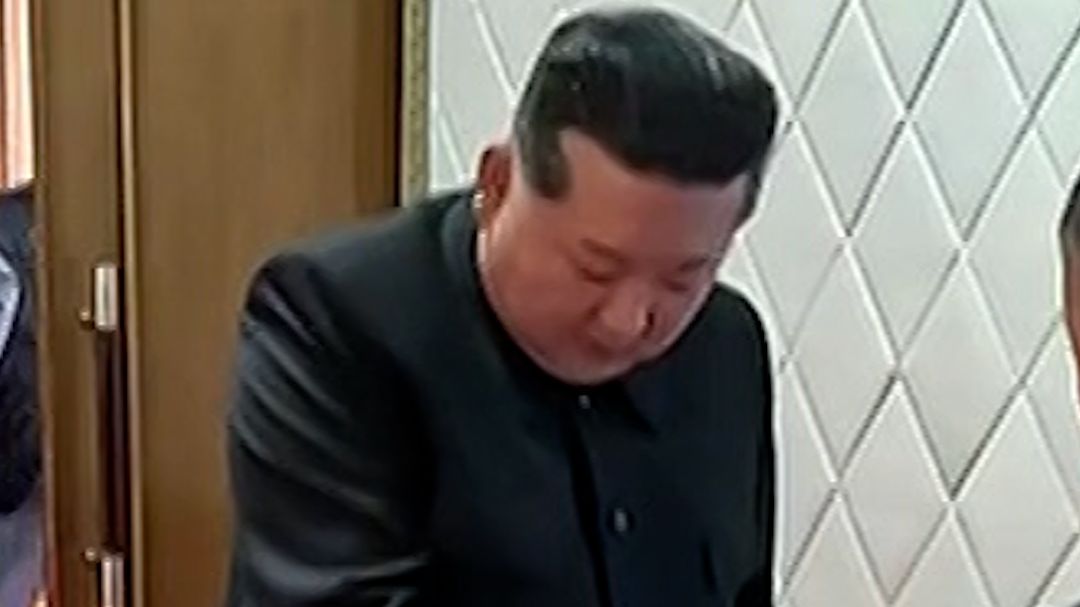 118197_KimJongUnReelection vrtc.jpg