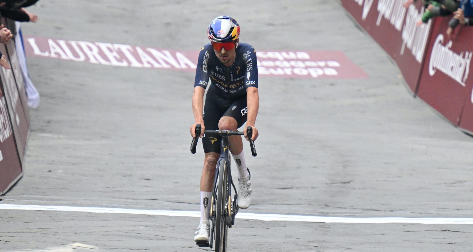 Pidcock: 'I think you can feel a bit of sombreness here with everyone'