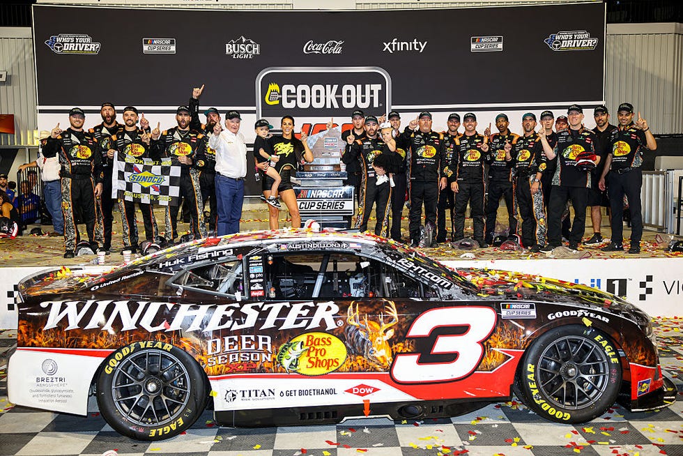 nascar cup series cook out 400