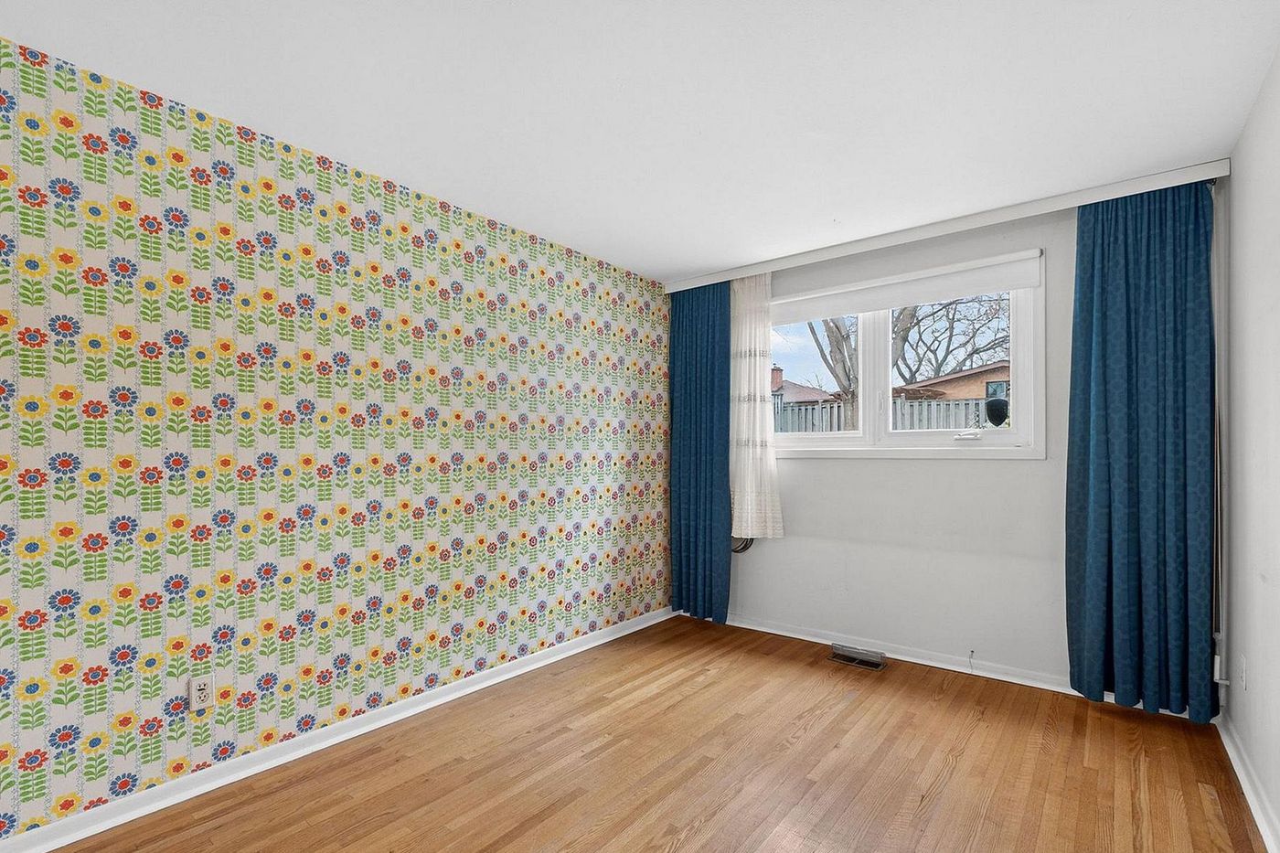 1021 Vera Cruz Drive Ontario